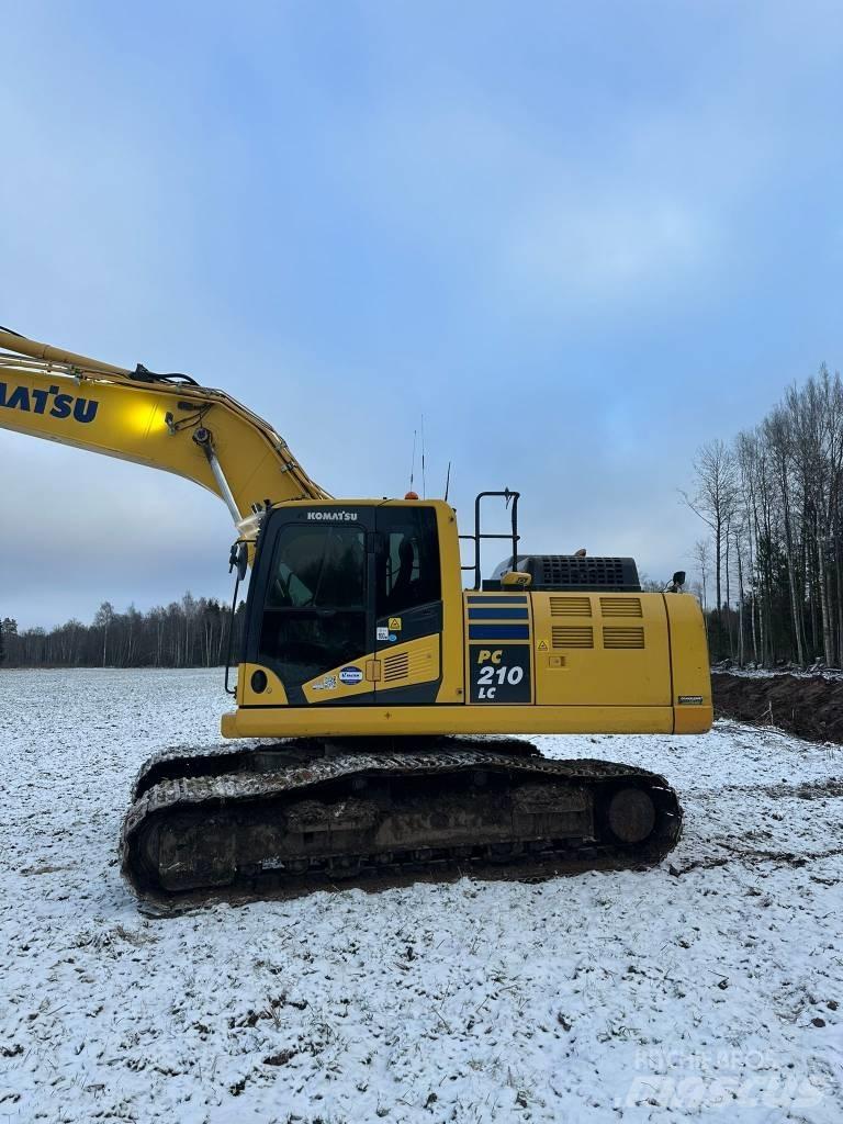 Komatsu PC210LC-11 Excavatoare pe șenile
