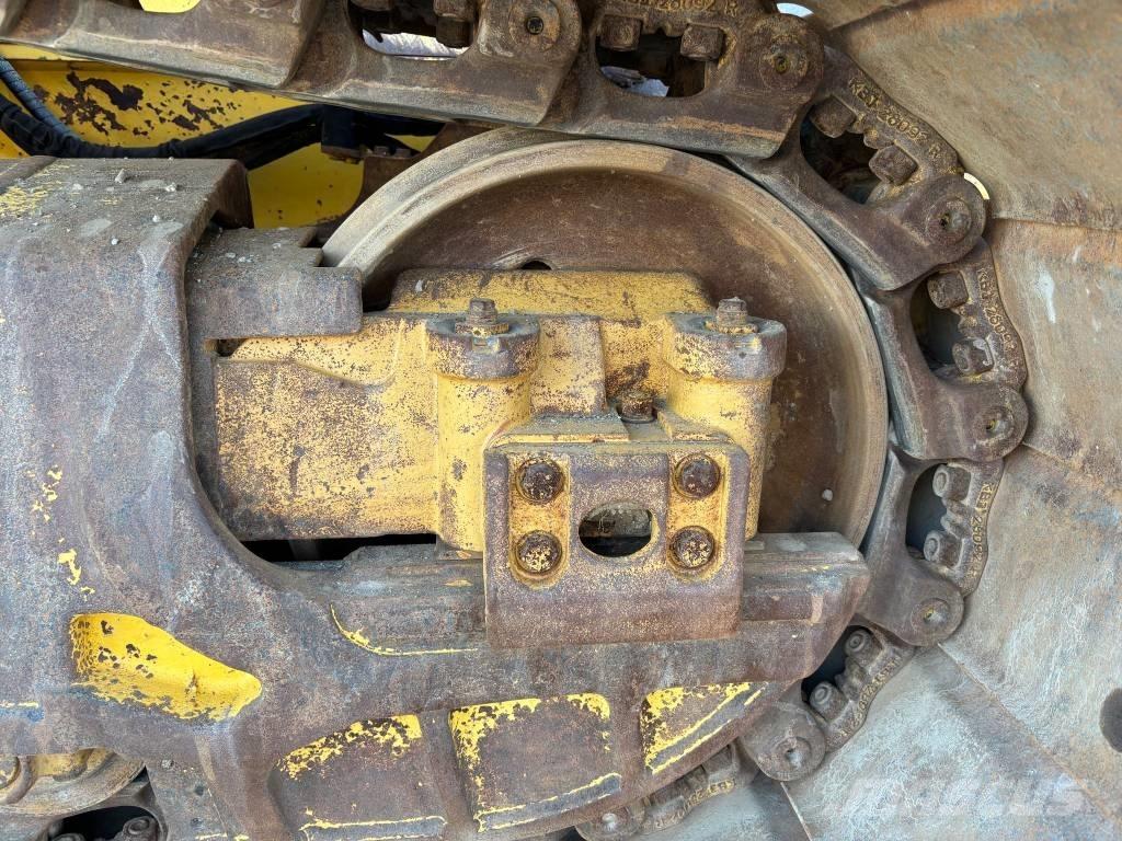 Komatsu D 61 PX-23 Buldozere pe senile