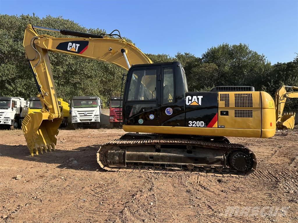 CAT 320 D Excavatoare pe șenile
