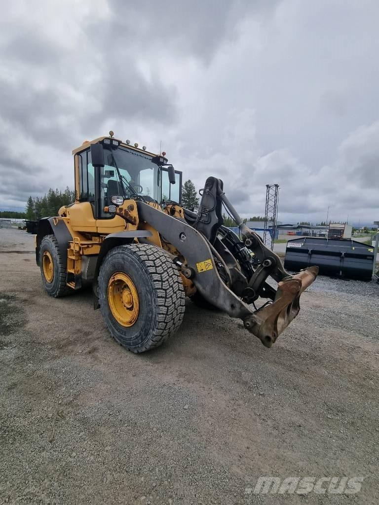 Volvo L 90 F Incarcator pe pneuri