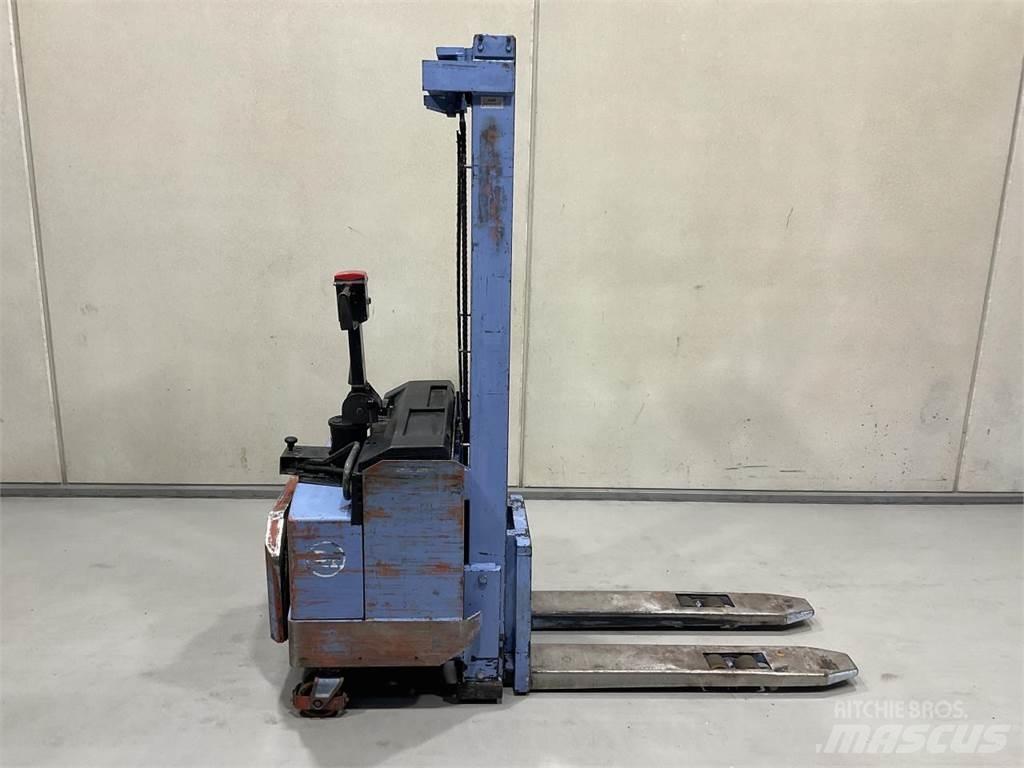 BT LSV 1250 E Transpaleti autopropulsanti