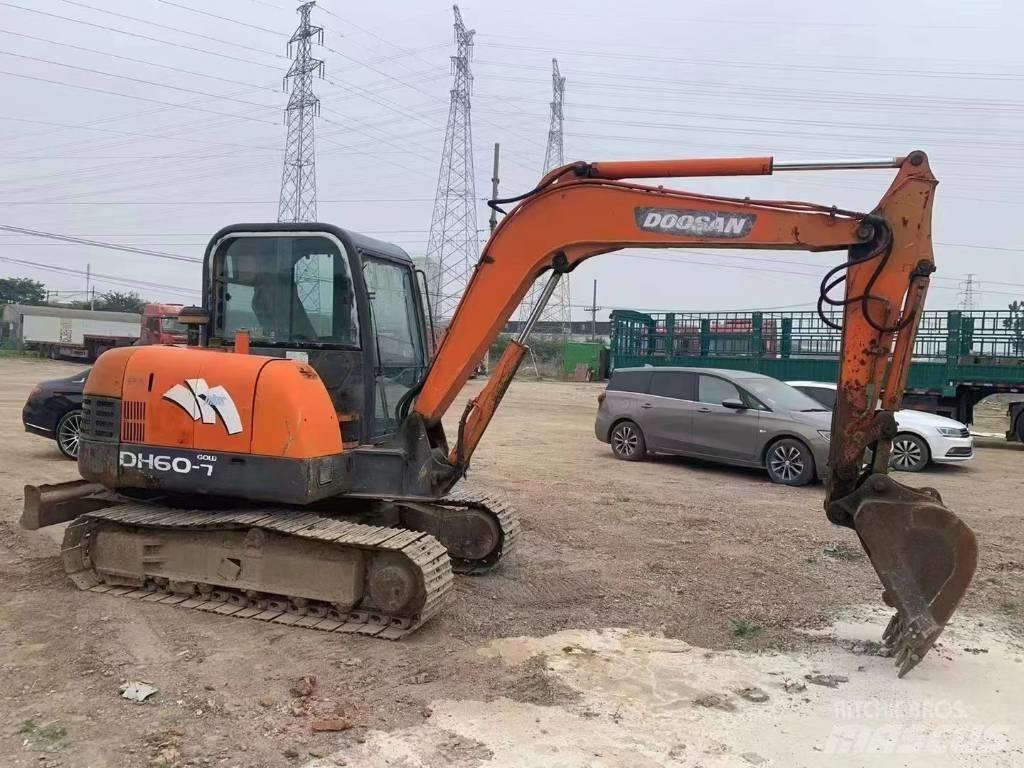 Doosan DH 60 Mini excavatoare < 7t