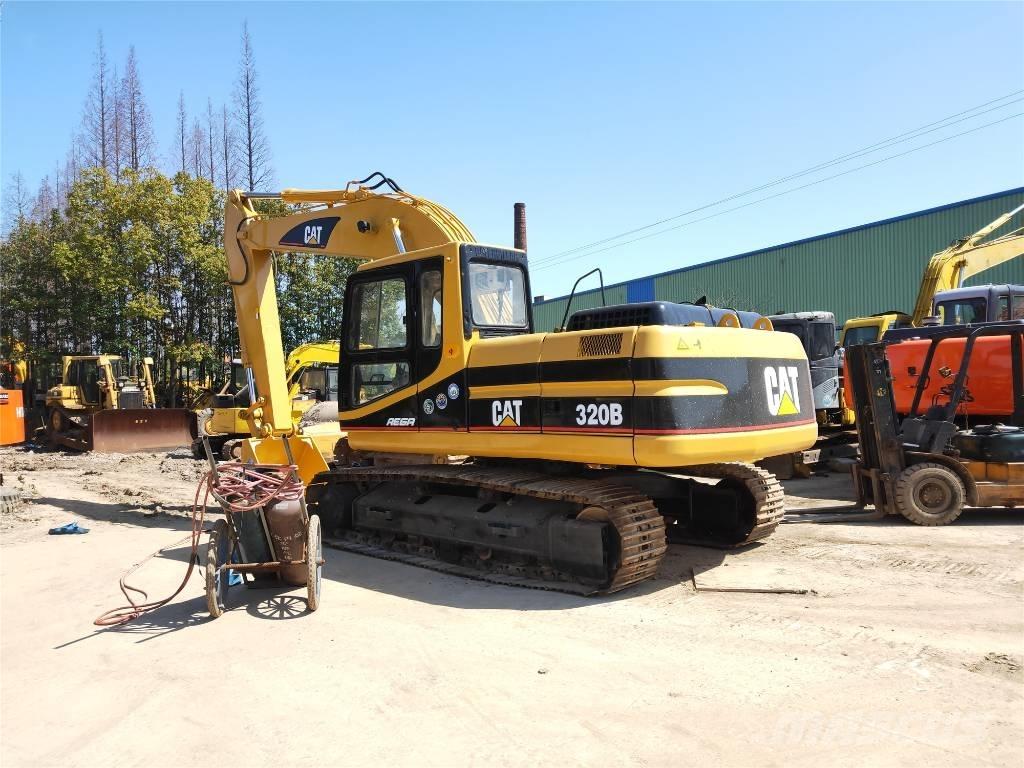CAT 320B Excavatoare pe șenile
