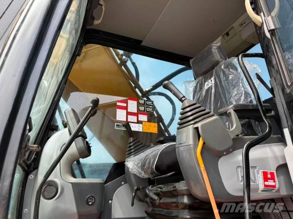CAT 330 Excavatoare pe șenile

