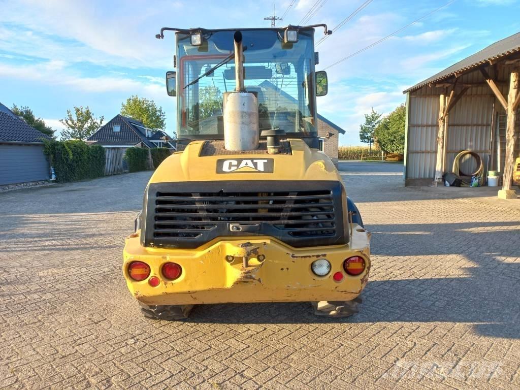 CAT 908 H Incarcator pe pneuri