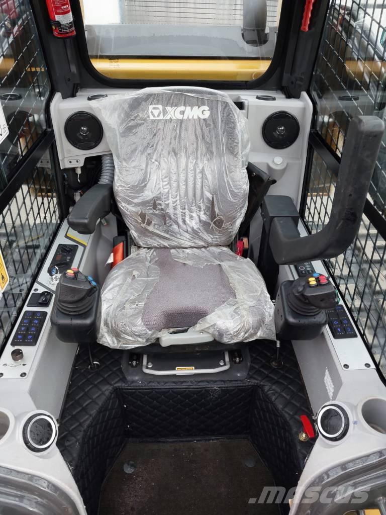 XCMG XC7-TV12 Încarcatoare cu excavator