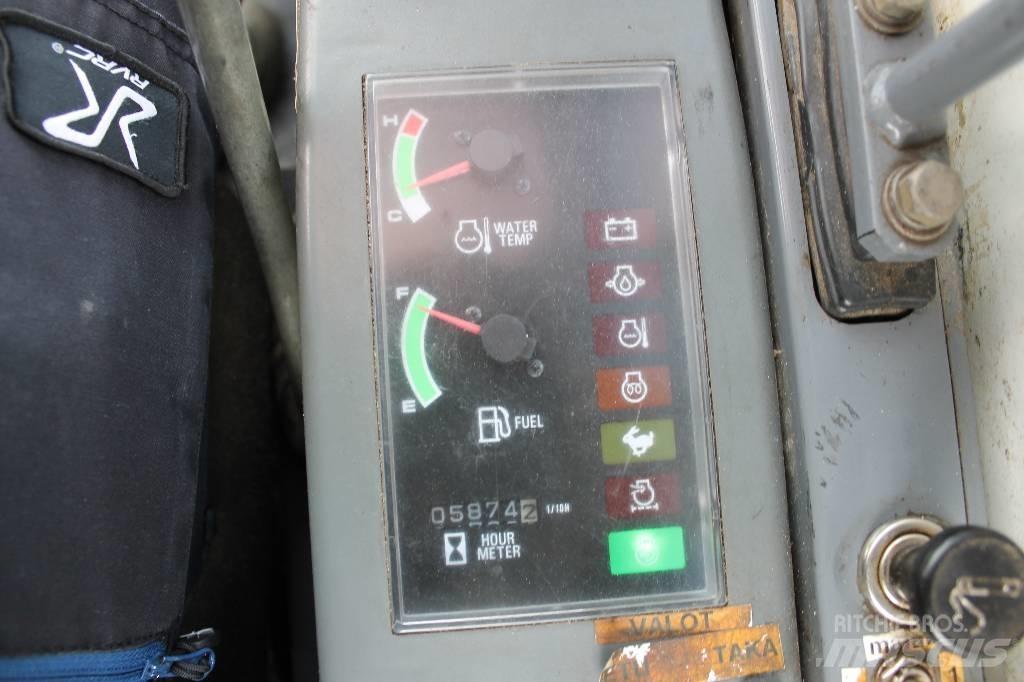 Takeuchi TB180FR Excavatoare 7t - 12t