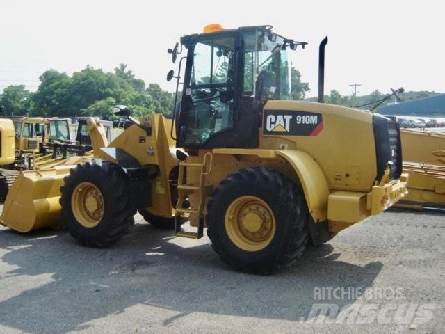 CAT 910 M Incarcator pe pneuri