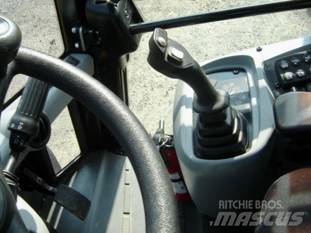 CAT 910 M Incarcator pe pneuri