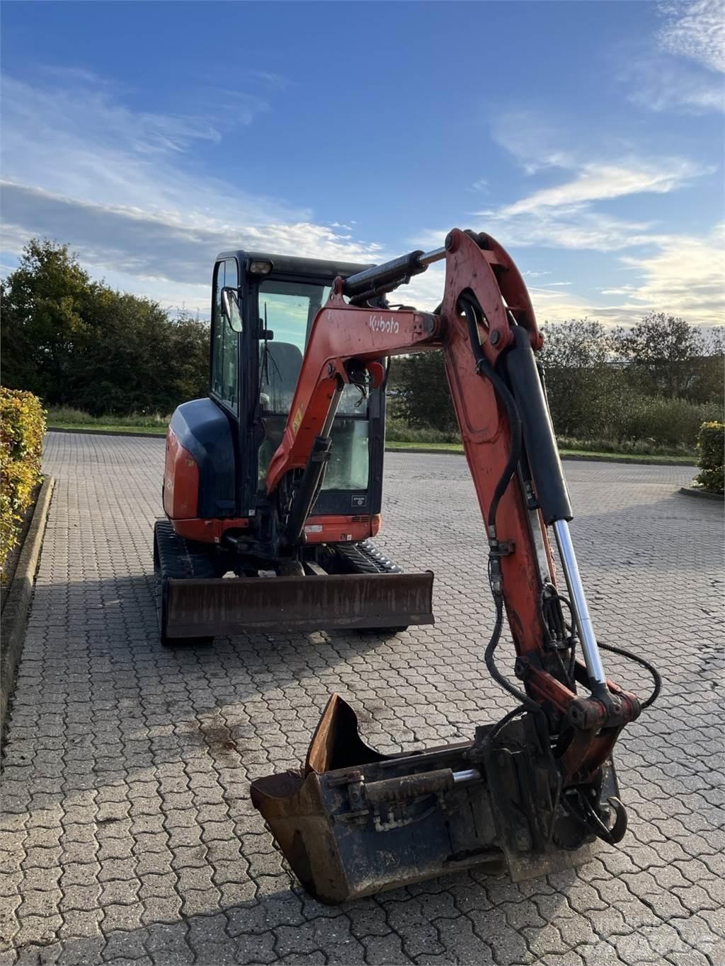 Kubota U27-4 GL HI Mini excavatoare < 7t