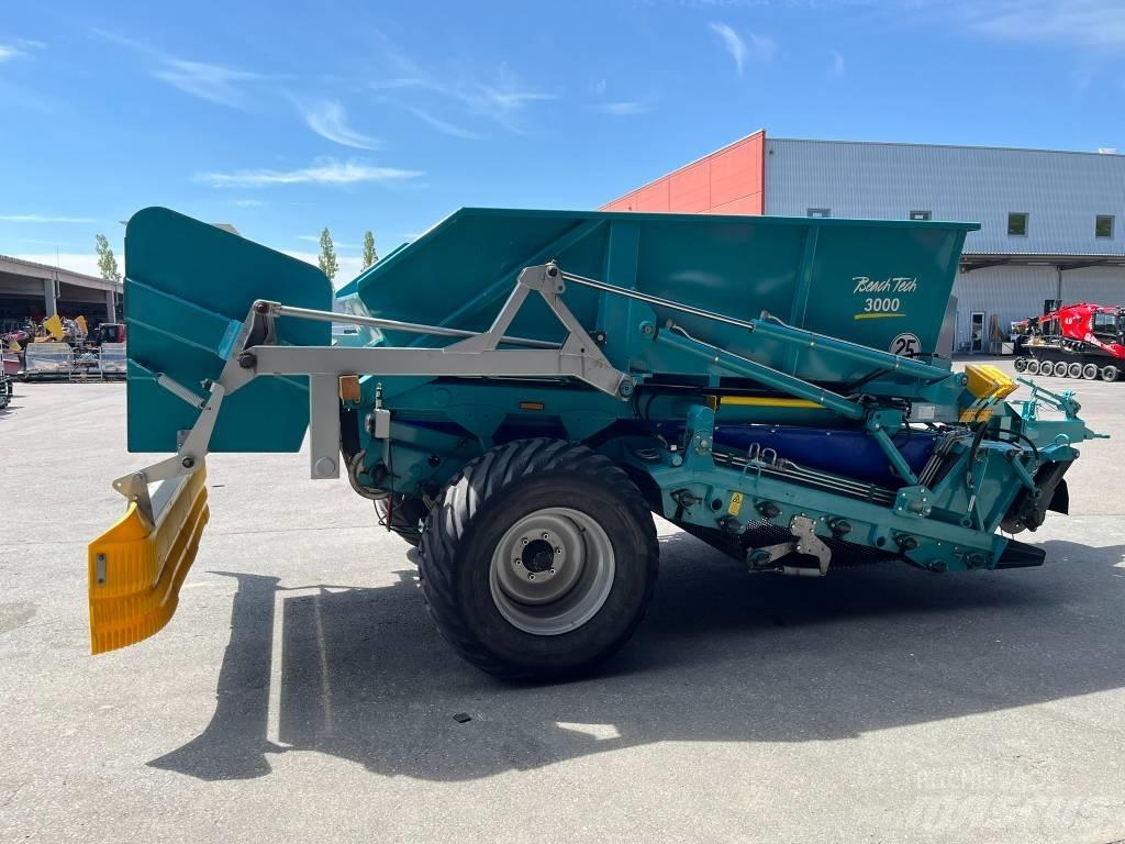  Beachtech 3000 Beach cleaning equipment