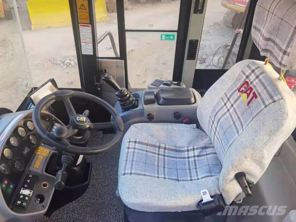 CAT 966 H Incarcator pe pneuri