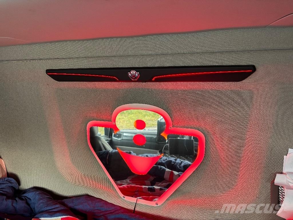 Scania R650B6X4NB Camion pentru lemne