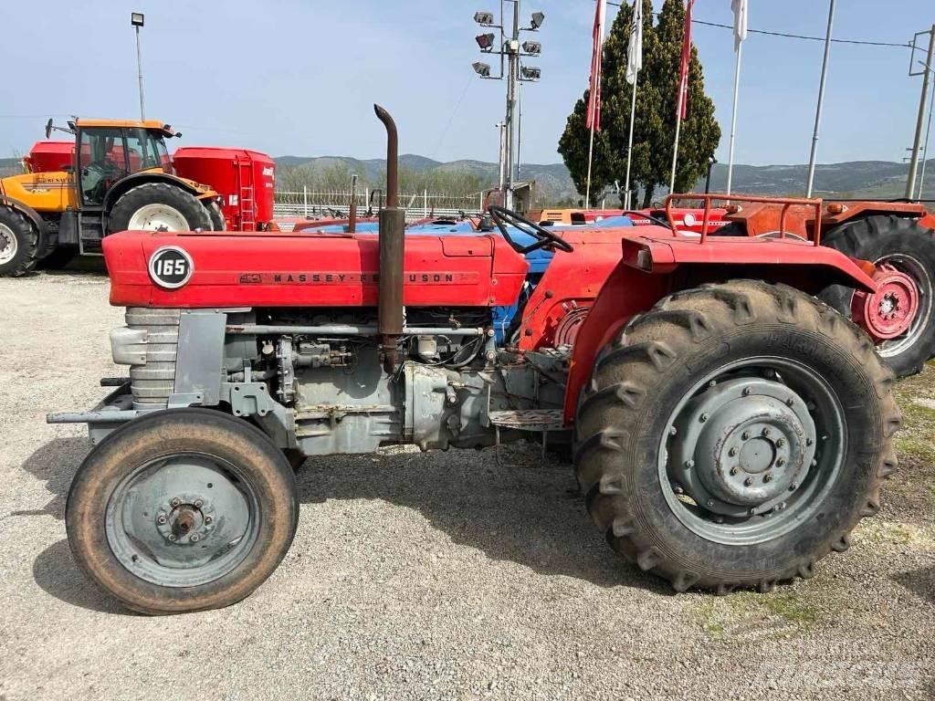 Massey Ferguson 165 Tractoare