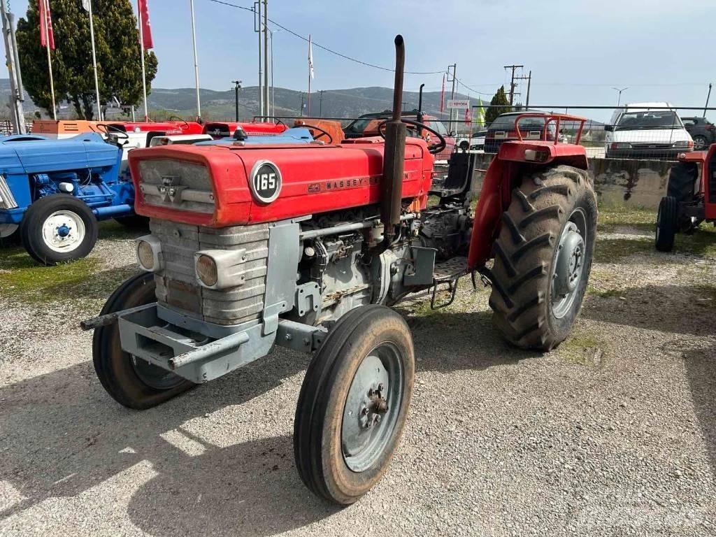 Massey Ferguson 165 Tractoare
