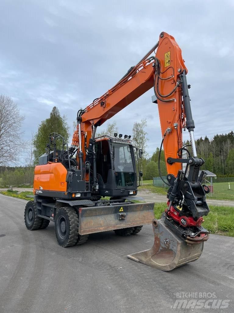 Doosan DX 165 W Excavatoare cu roti
