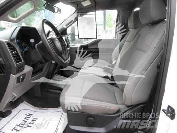 Ford F550 Autobasculanta