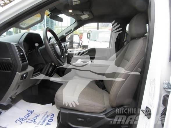 Ford F550 Utilaje construcții - Altele