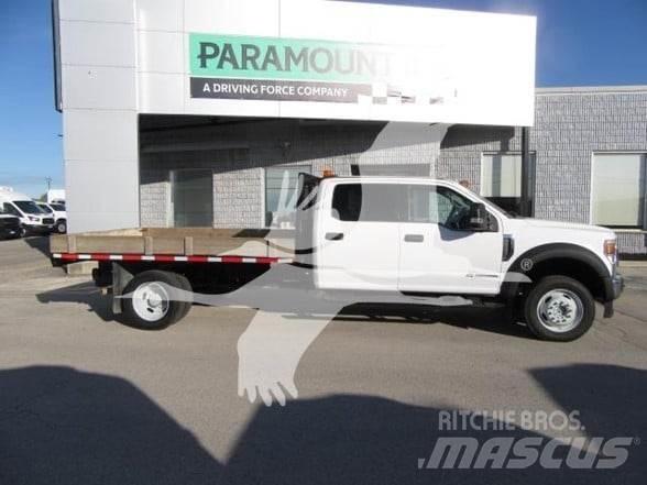 Ford F550 Camioane platforma/prelata