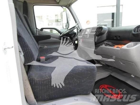 Hino 195 Camioane platforma/prelata