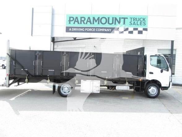 Hino 195 Camioane platforma/prelata