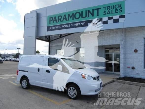 Nissan NV200 Utilaje construcții - Altele