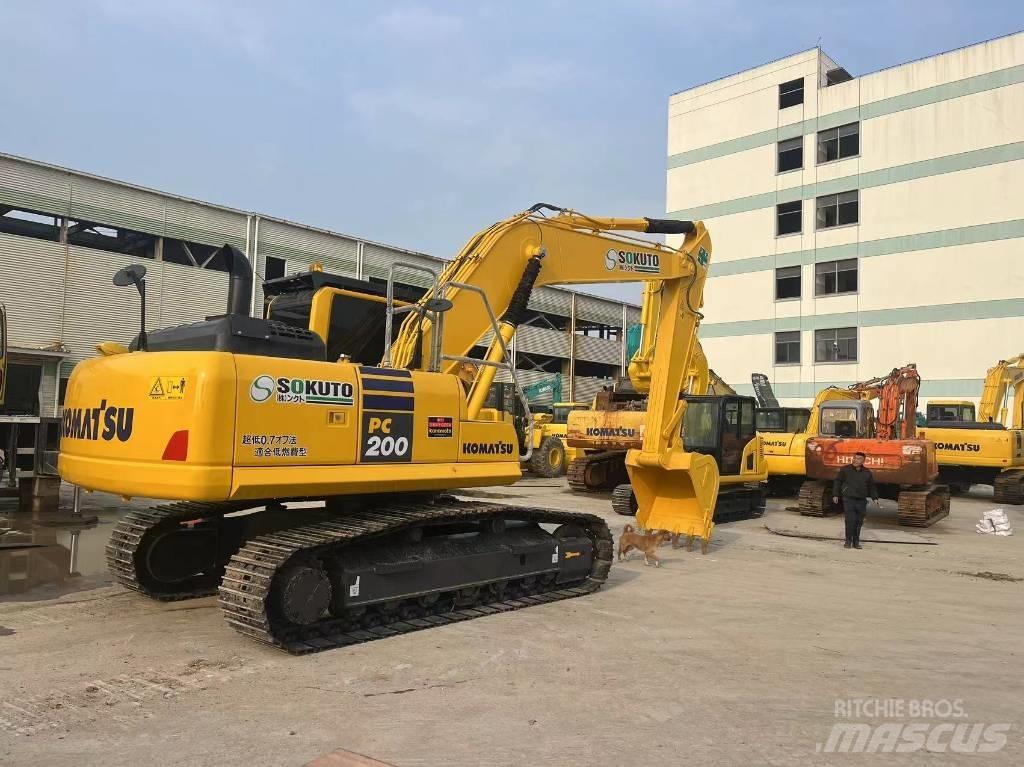 Komatsu PC 200-8N1 Excavatoare pe șenile
