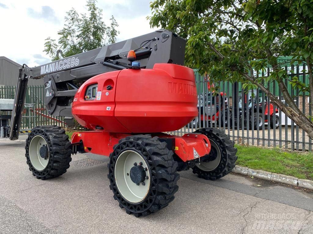 Manitou 200 ATJ Nacele cu brat articulat