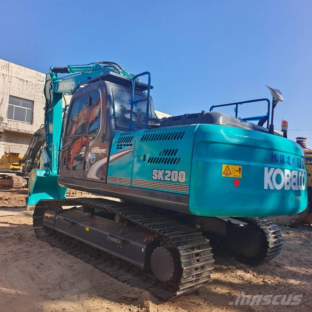Kobelco SK200-8 Excavatoare pe șenile
