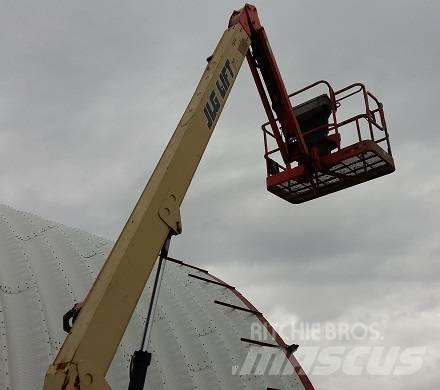 JLG AJ 600 Nacele compacte autopropulsante
