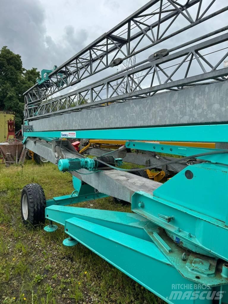 Cattaneo 61B Self erecting cranes