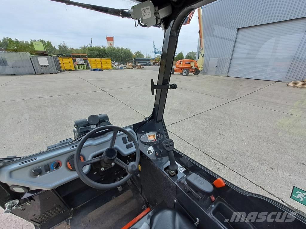 Bobcat L28 Incarcator pe pneuri