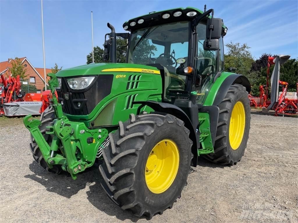 John Deere 6130R Tractoare