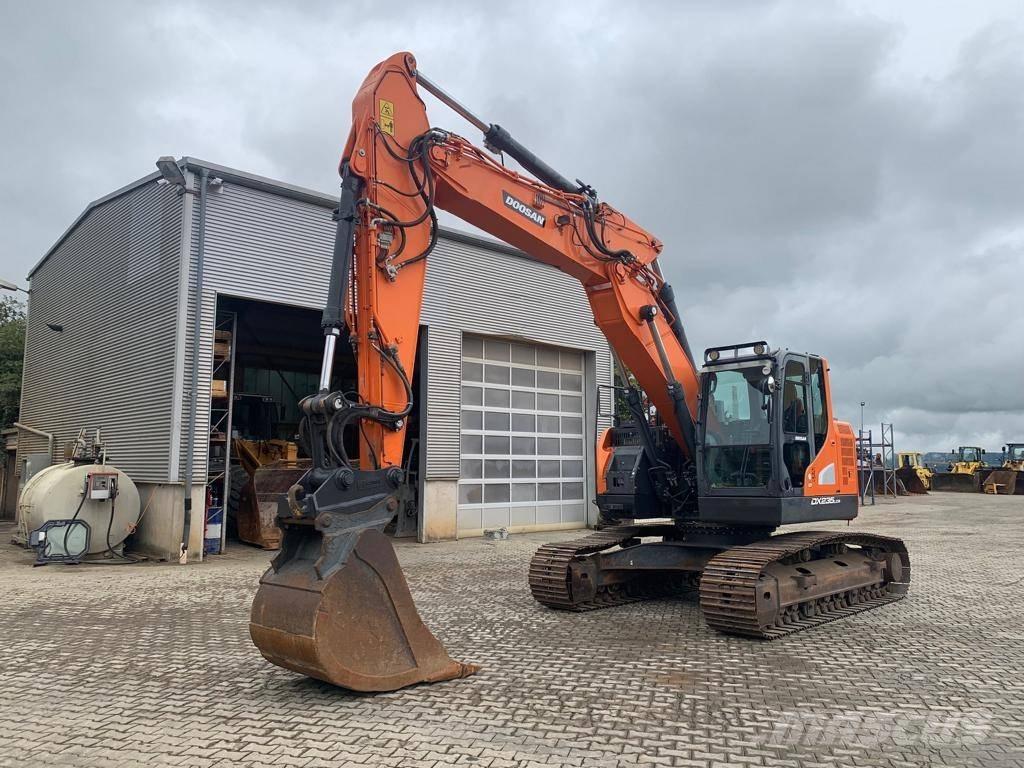 Doosan DX 235 LCR-5 Excavatoare pe șenile
