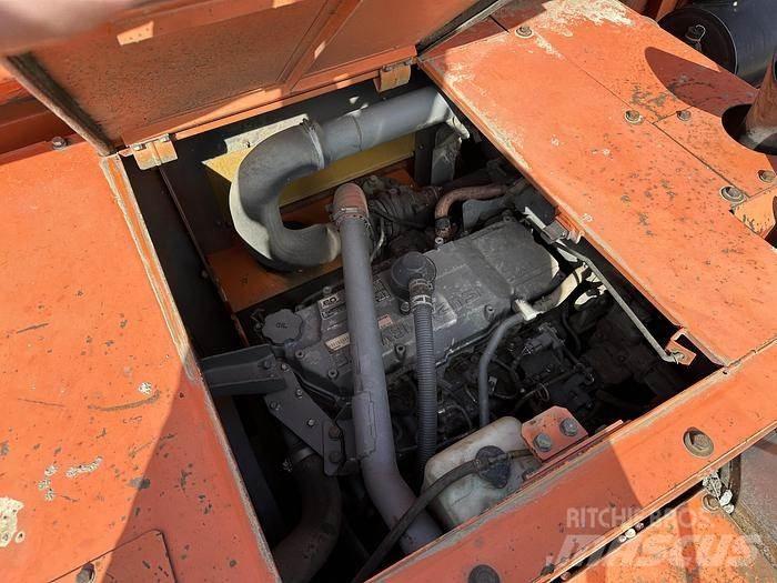Hitachi EG70R Autobasculante cu senile