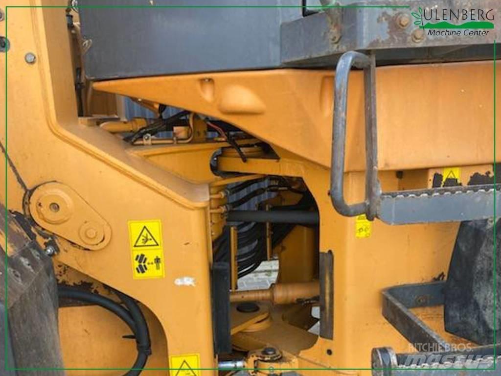 CASE 621 C Incarcator pe pneuri