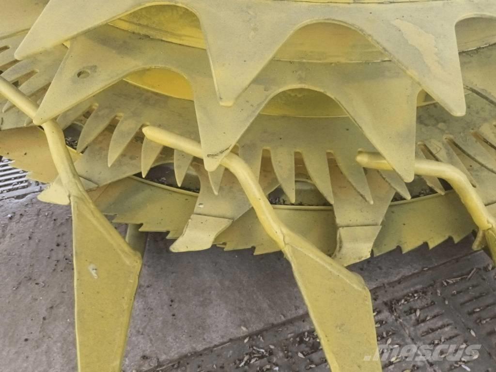 John Deere 7300 i Forajere cu autopropulsare