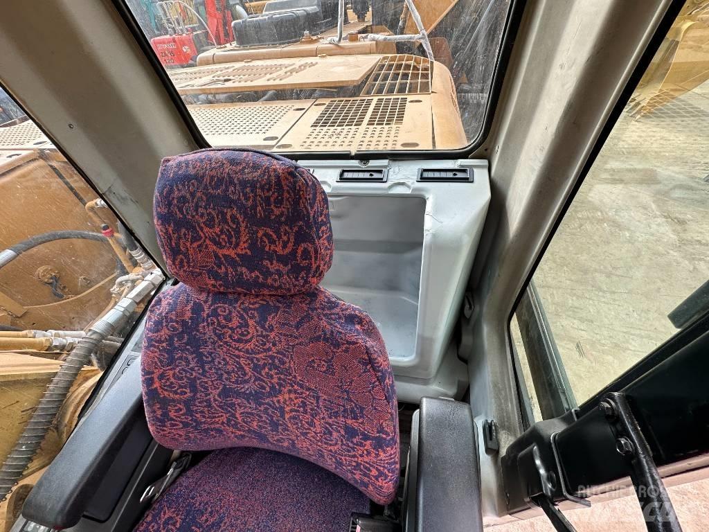 CAT 320 C L Excavatoare pe șenile
