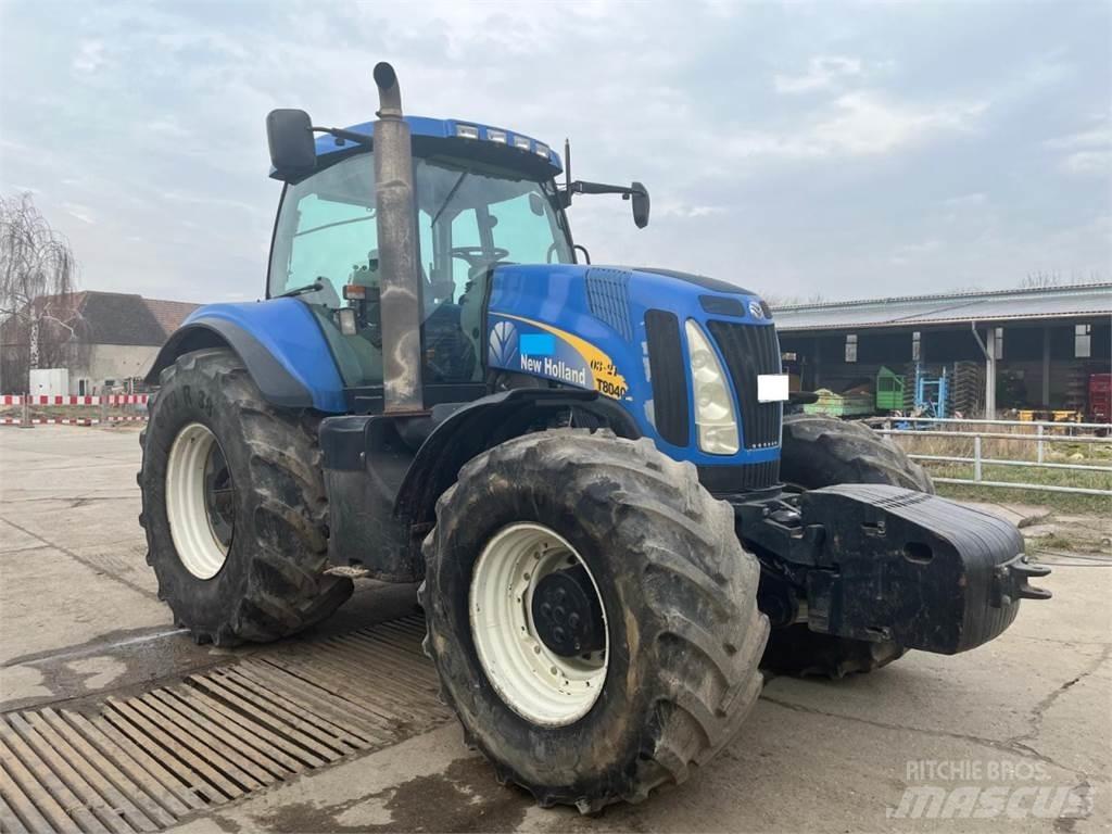 New Holland T8040 Tractoare