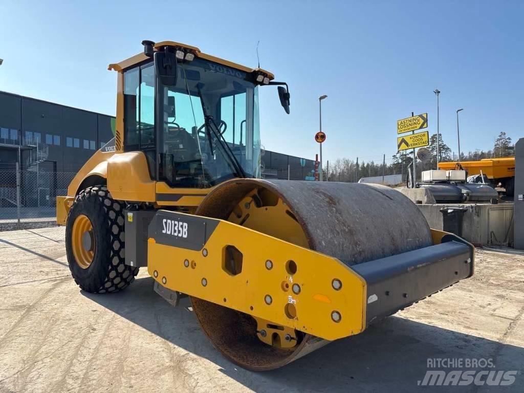 Volvo SD 135 B Compactoare monocilindrice