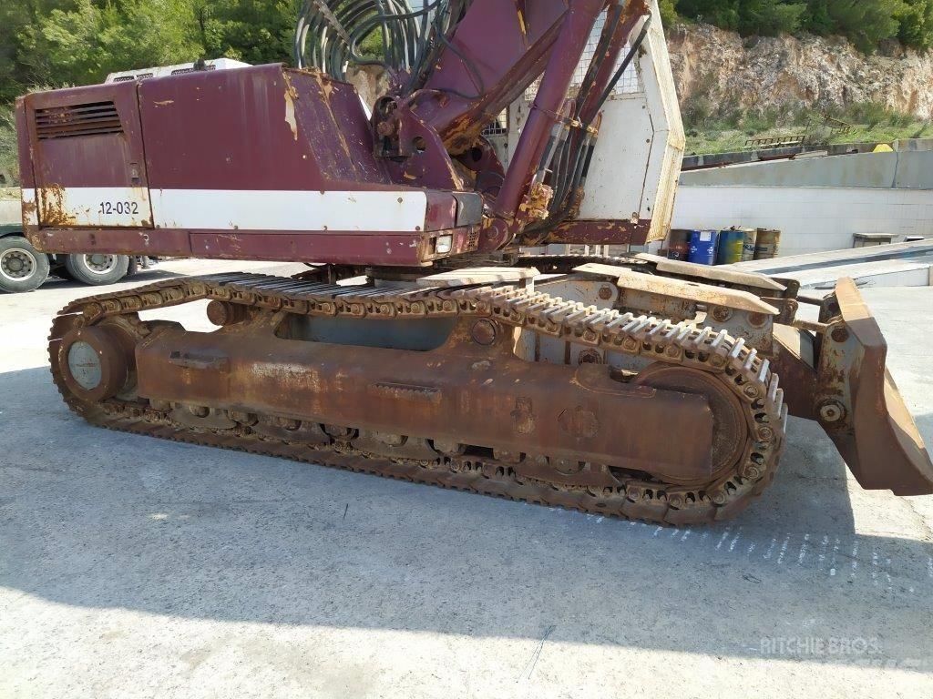 Liebherr 932T Excavatoare pe șenile
