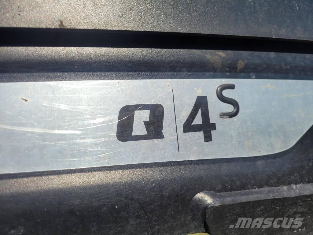 CLAAS Arion 470 Tractoare