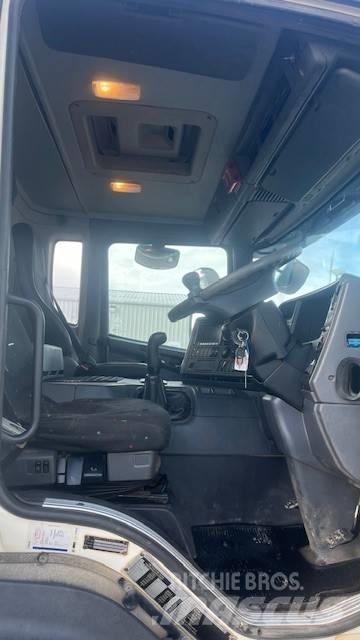 Scania P 410 Autobasculanta