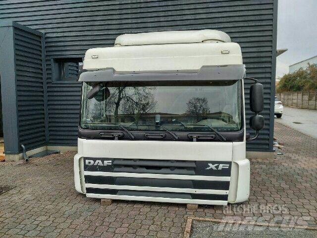 DAF XF 105 Euro 5 Cabine si interior