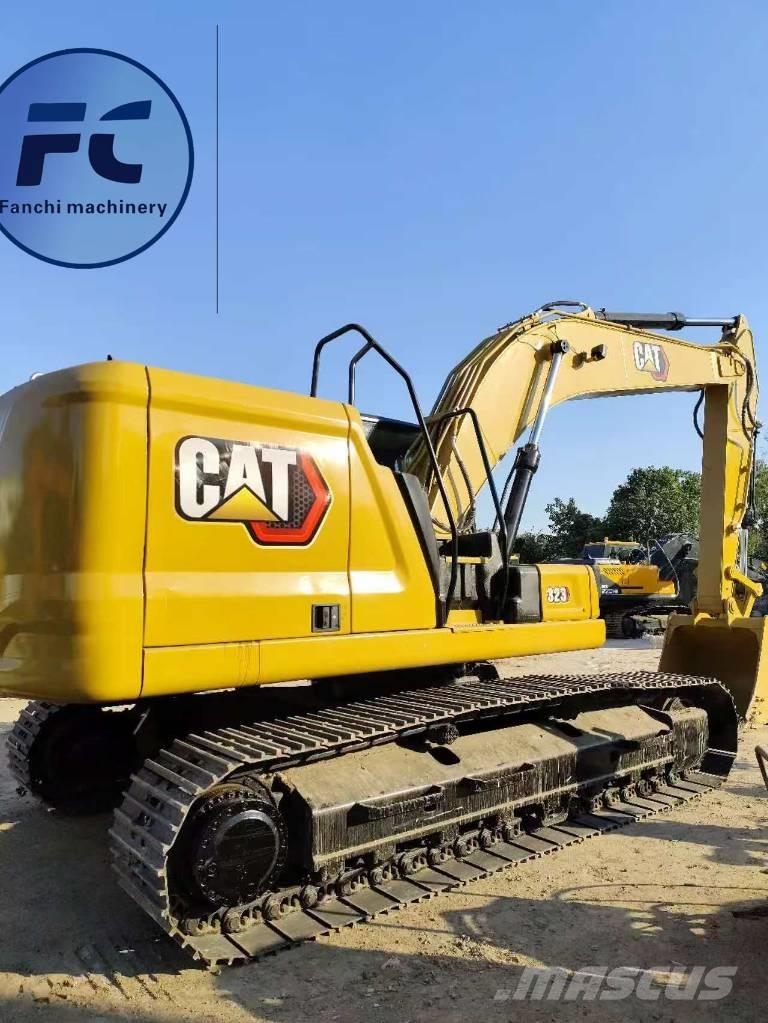 CAT 323 Excavatoare pe șenile
