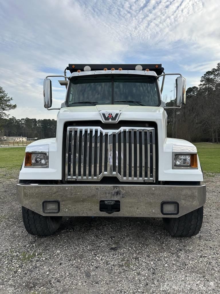 Western Star 4700 Autobasculanta