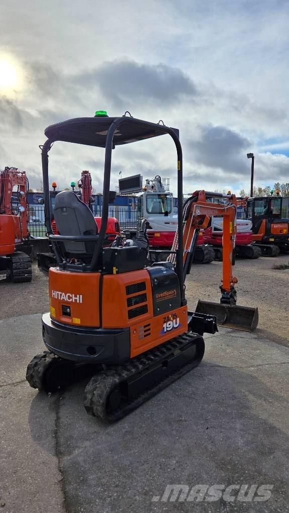 Hitachi ZX 19 Mini excavatoare < 7t