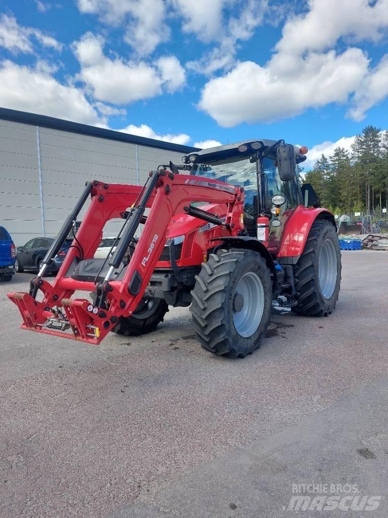 Massey Ferguson 5710 Tractoare