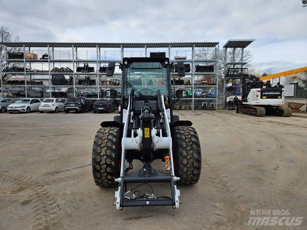 Bobcat L 85 Incarcator pe pneuri