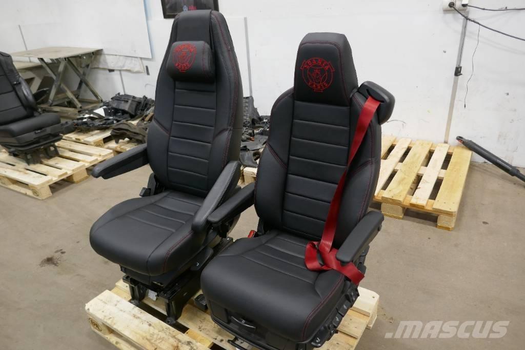 Scania R 500 CB Cabine si interior